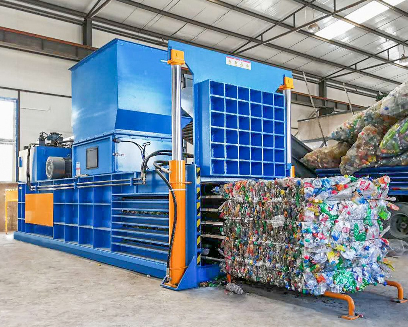 Balers, presses & compactors 05